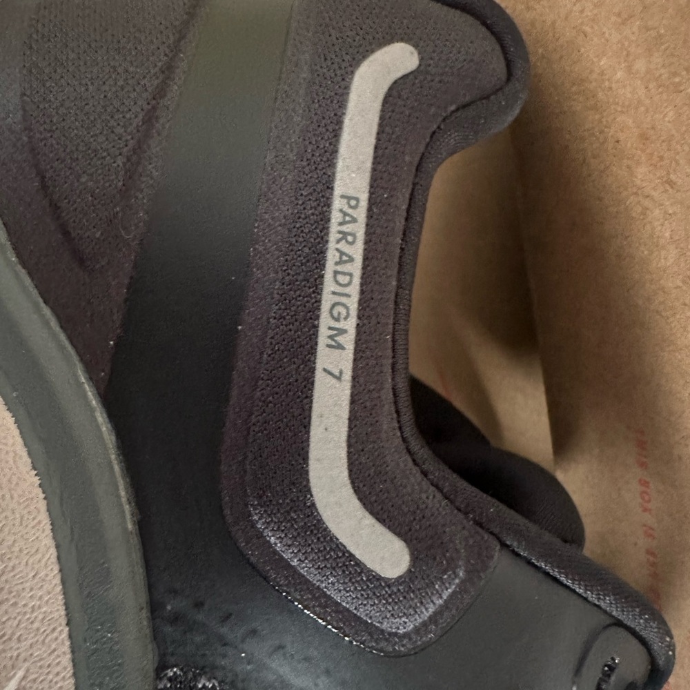 Altra Black and White Running Shoes 10W - Picture 7 of 12